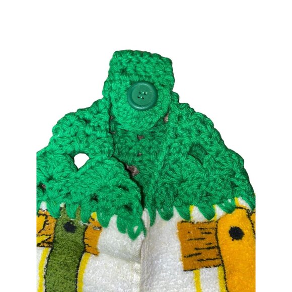 Vintage Homemade Kitchen Towel Used Hanging Crochet Top - Picture 6 of 6